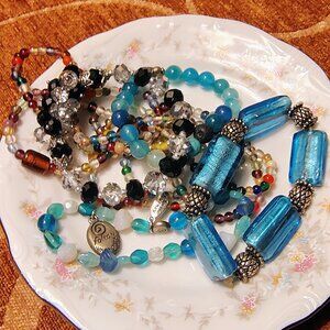 Set of 4 Glass Stretch Bracelets with 1 Glass Bead Necklace Blue Aqua Multicolor